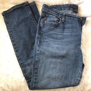 Levi’s Mid-Rise Skinny Jeans